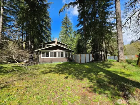 130 NE Evergreen Drive Tahuya WA 98588