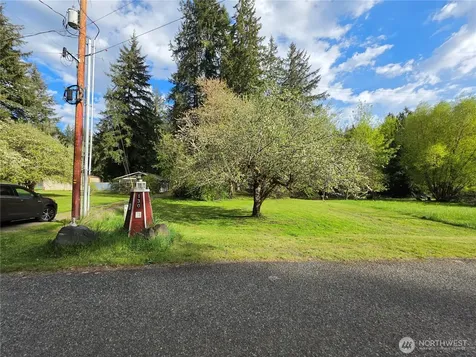 130 NE Evergreen Drive Tahuya WA 98588