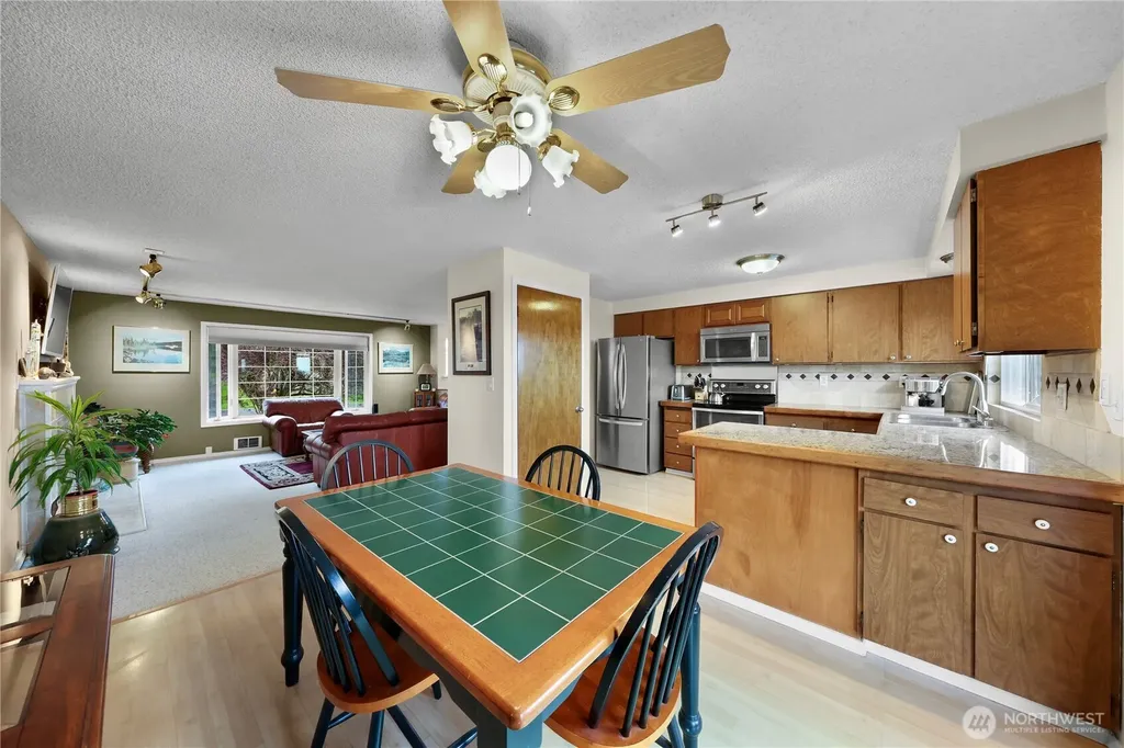 4930 72nd Drive NE Marysville WA 98270