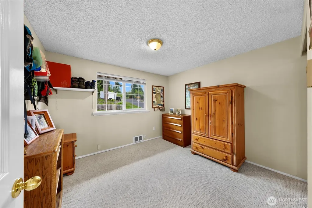 4930 72nd Drive NE Marysville WA 98270