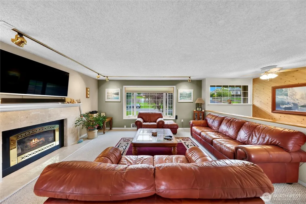 4930 72nd Drive NE Marysville WA 98270
