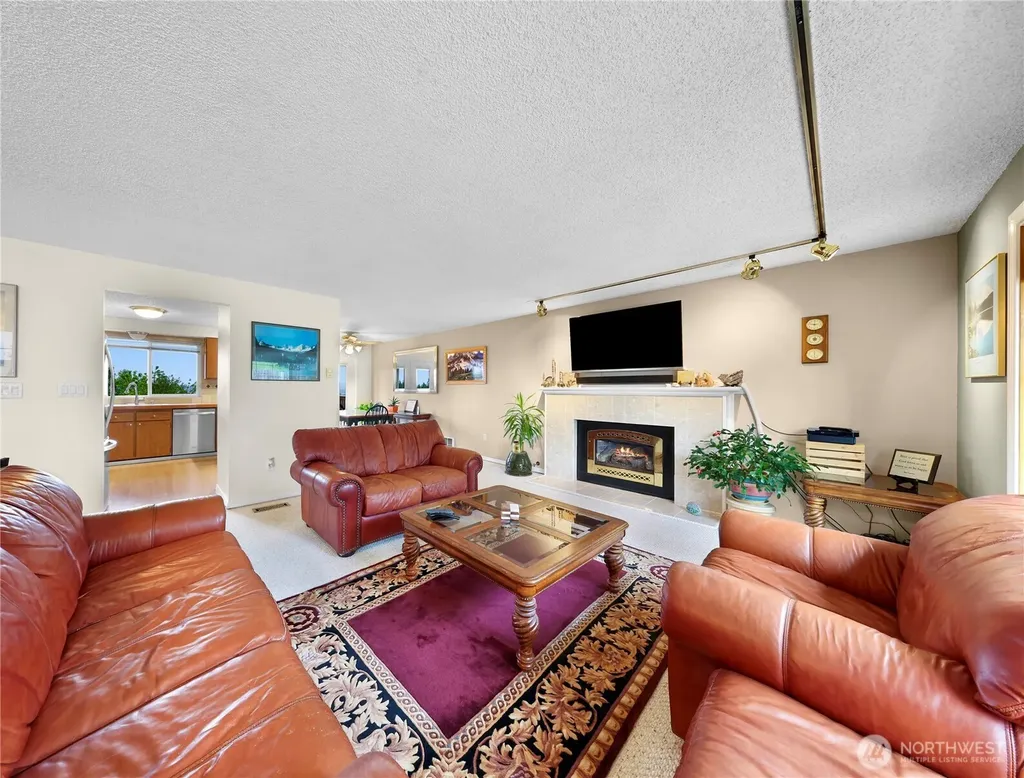 4930 72nd Drive NE Marysville WA 98270