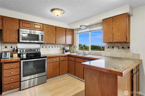 4930 72nd Drive NE Marysville WA 98270
