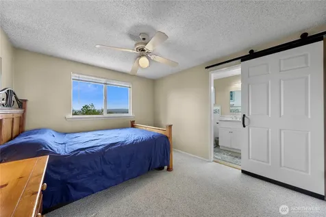 4930 72nd Drive NE Marysville WA 98270