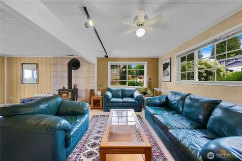 4930 72nd Drive NE Marysville WA 98270