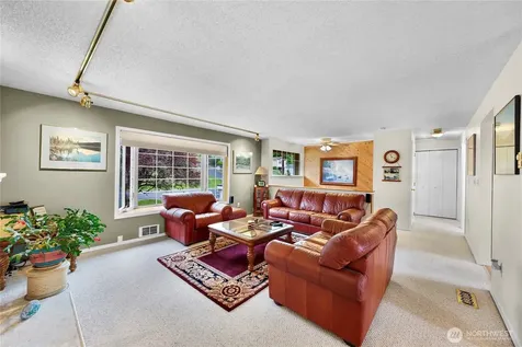4930 72nd Drive NE Marysville WA 98270