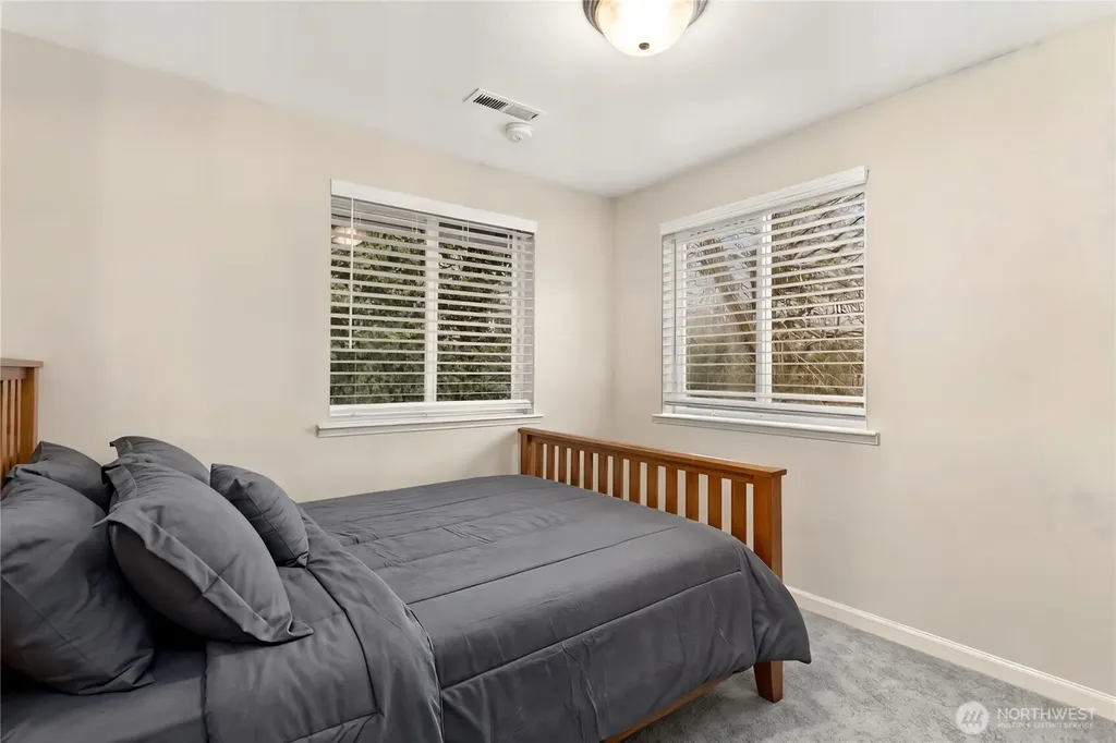 206 W Marilyn Avenue Everett WA 98204