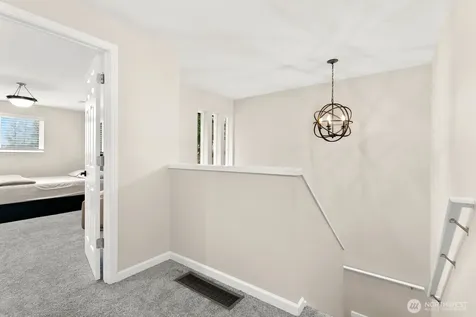 206 W Marilyn Avenue Everett WA 98204