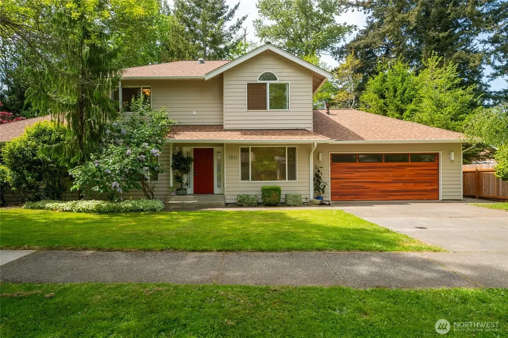 1311 Clearbrook Drive Bellingham WA 98229