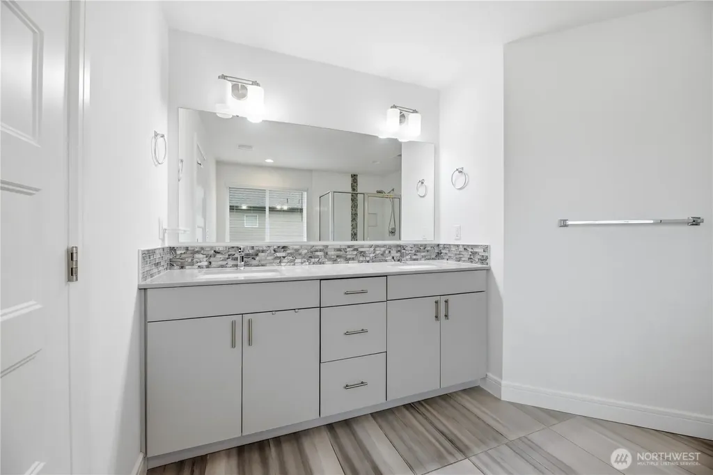 23107 70th Street E Buckley WA 98321