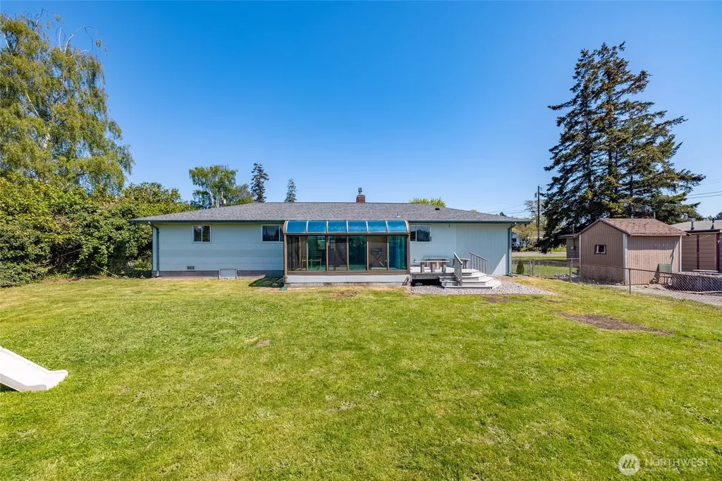 471 SE Glencoe Street Oak Harbor WA 98277