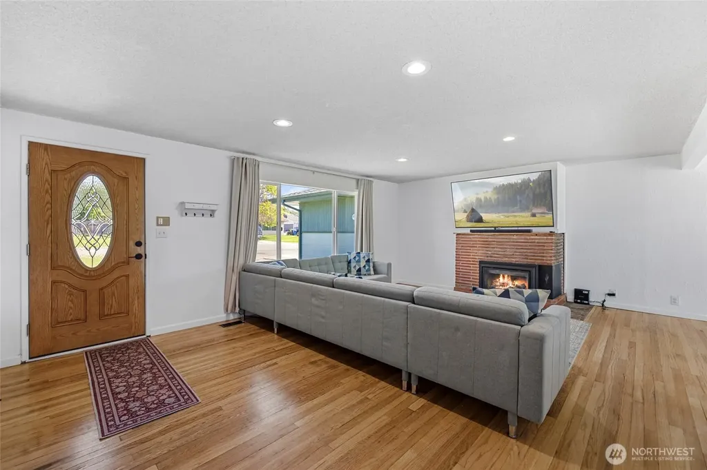 471 SE Glencoe Street Oak Harbor WA 98277