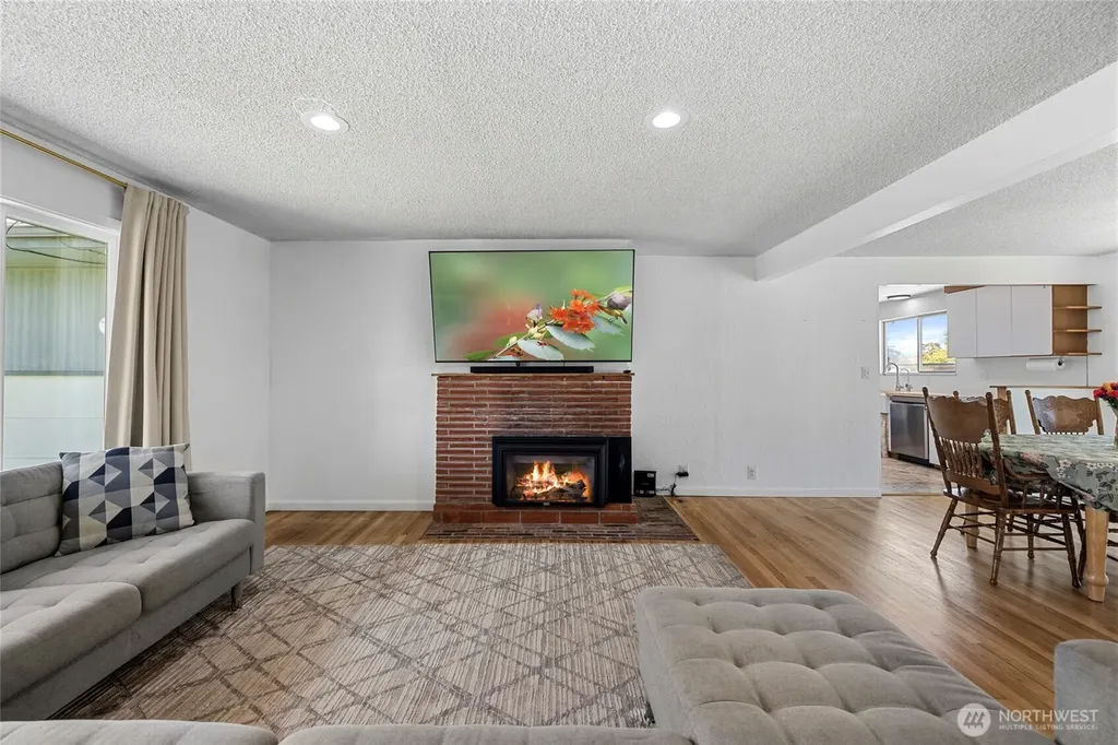 471 SE Glencoe Street Oak Harbor WA 98277