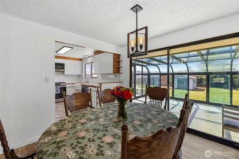 471 SE Glencoe Street Oak Harbor WA 98277