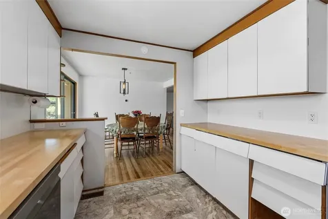 471 SE Glencoe Street Oak Harbor WA 98277