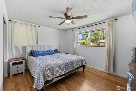 471 SE Glencoe Street Oak Harbor WA 98277