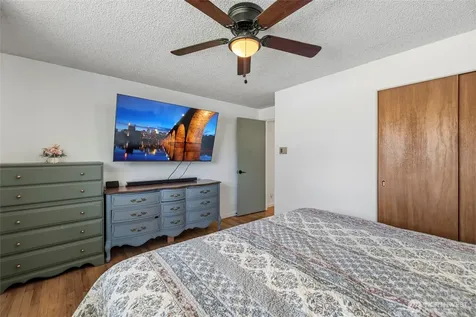 471 SE Glencoe Street Oak Harbor WA 98277
