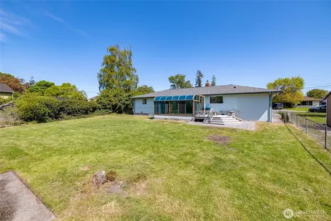 471 SE Glencoe Street Oak Harbor WA 98277