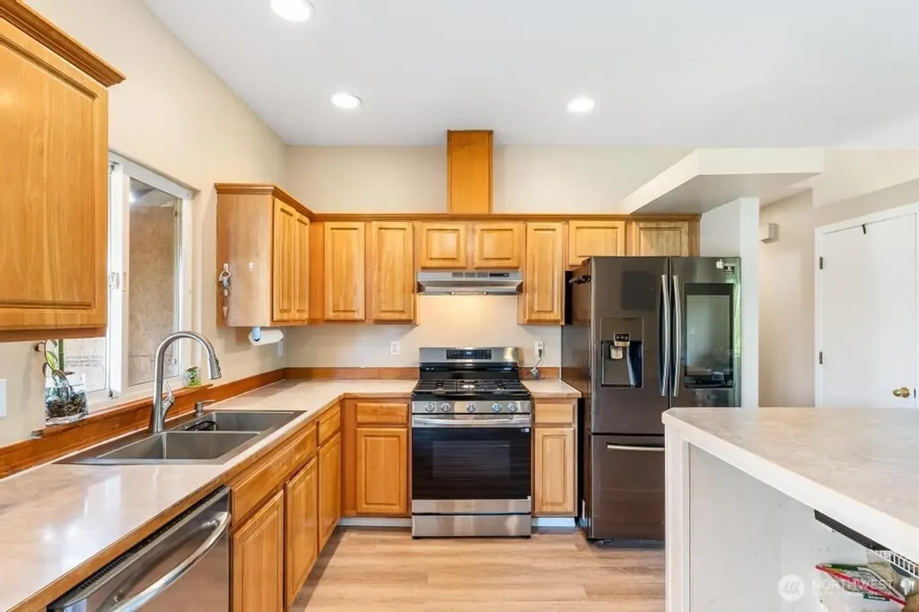 19519 Knoll Drive Arlington WA 98223