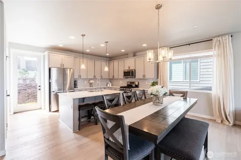 8788 68th Place NE Marysville WA 98270