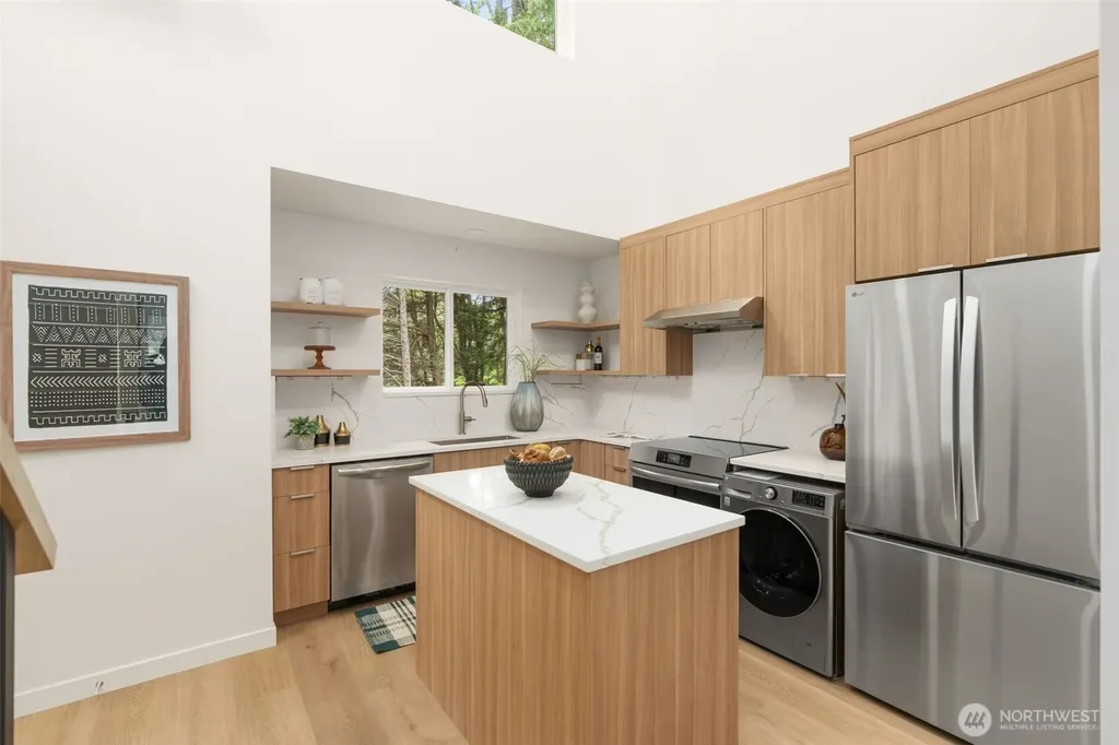 14009 13th Avenue SW Burien WA 98166