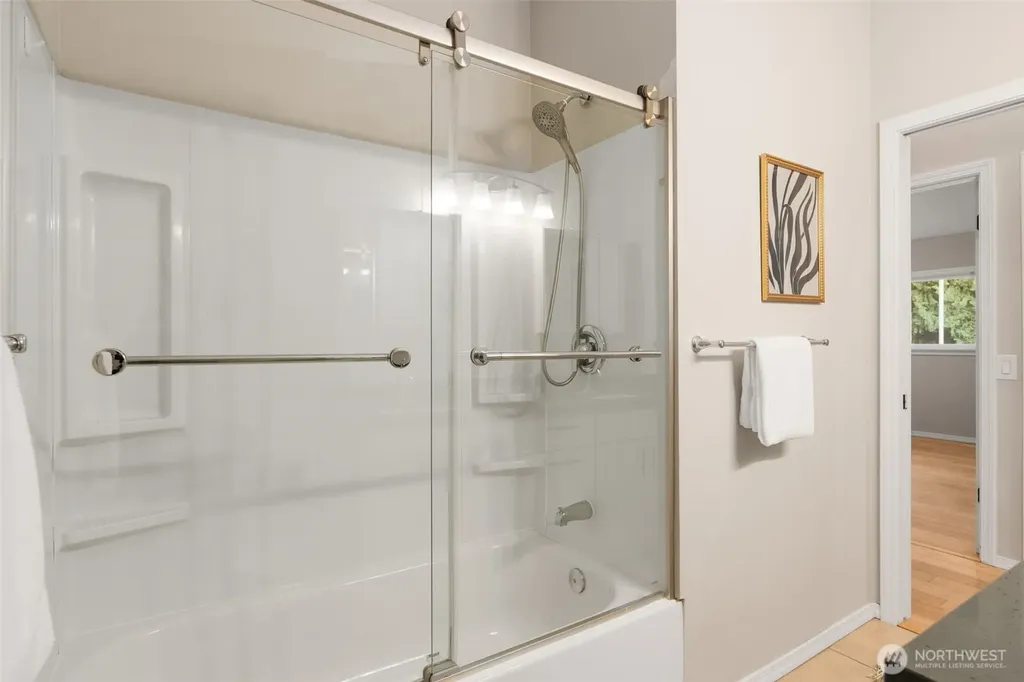 14009 13th Avenue SW Burien WA 98166