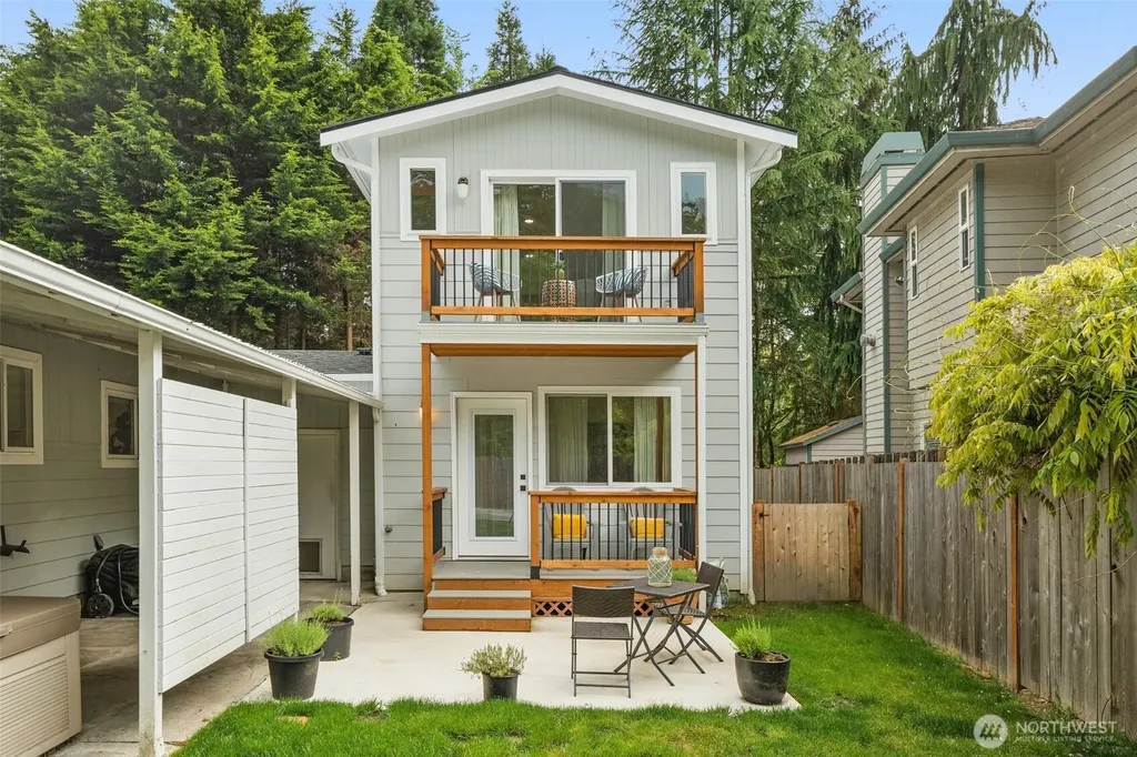 14009 13th Avenue SW Burien WA 98166