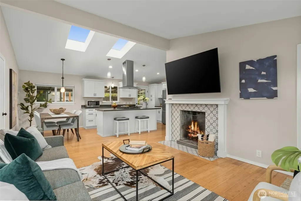 14009 13th Avenue SW Burien WA 98166
