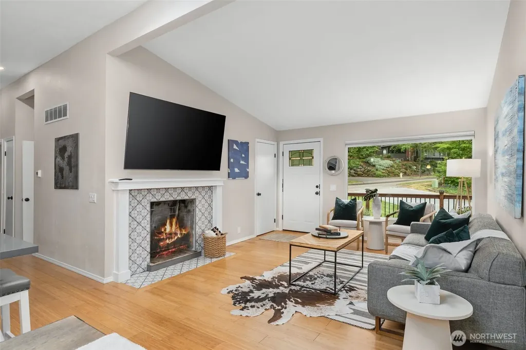 14009 13th Avenue SW Burien WA 98166