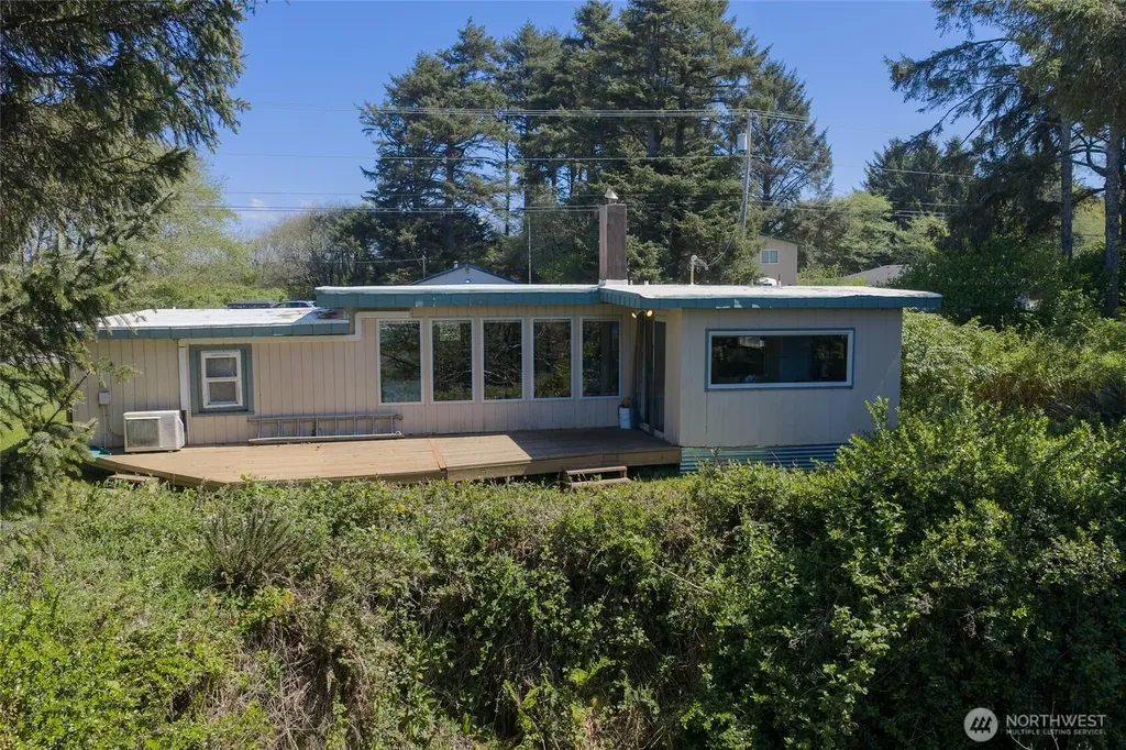 47571 State Route 109 Moclips WA 98562