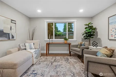 6505 NE Arrowhead Drive Kenmore WA 98028