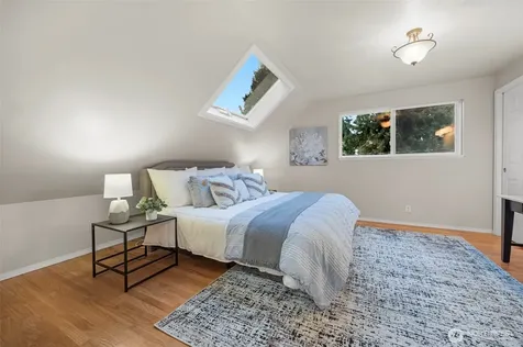 6505 NE Arrowhead Drive Kenmore WA 98028