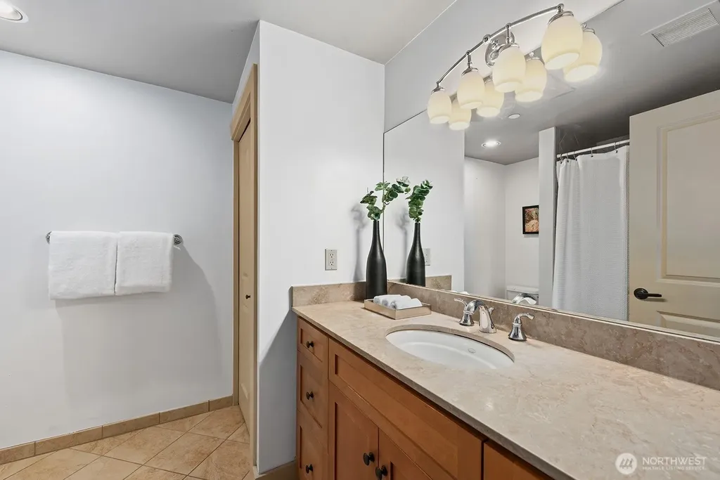 745 Bellevue Avenue E Seattle WA 98102