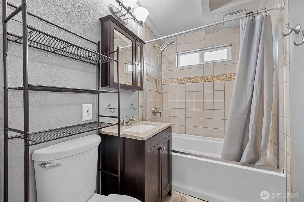 1519 Berniece Street Mount Vernon WA 98274