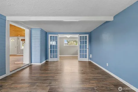 1519 Berniece Street Mount Vernon WA 98274