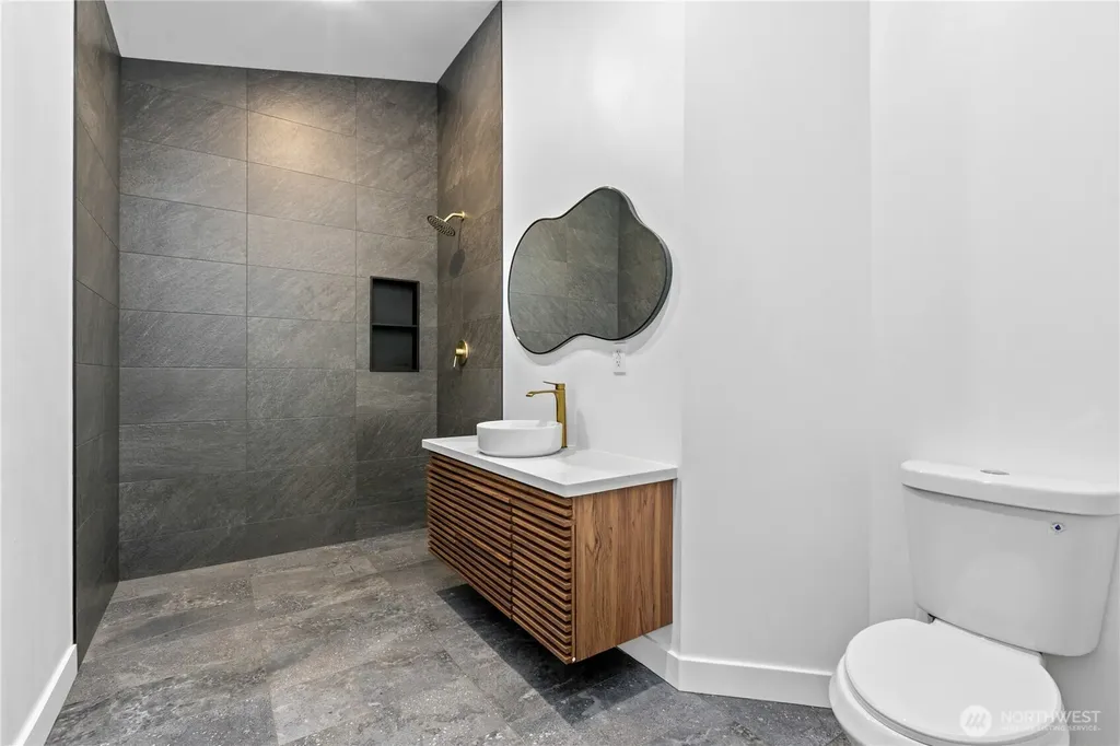 6 Green Hill Road Bellingham WA 98229