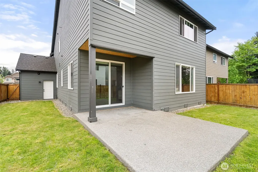 7409 175th Street Ct E Puyallup WA 98375