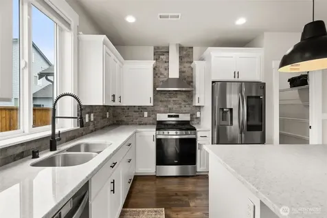 7409 175th Street Ct E Puyallup WA 98375