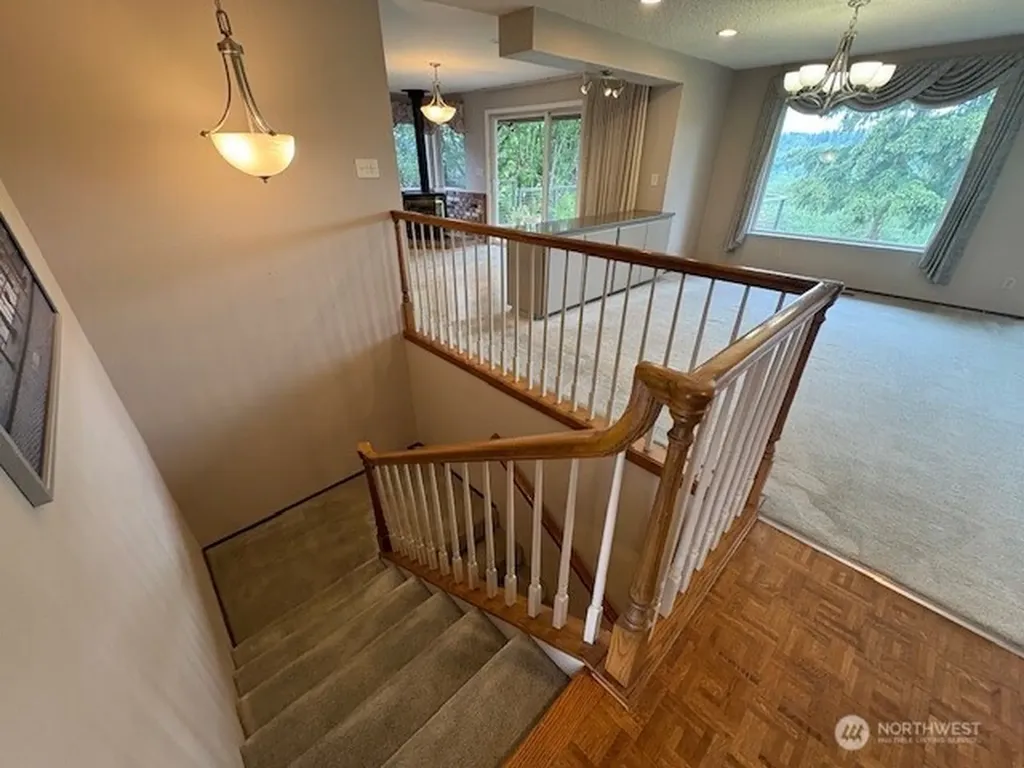 2540 Forest Ridge Drive SE Auburn WA 98002