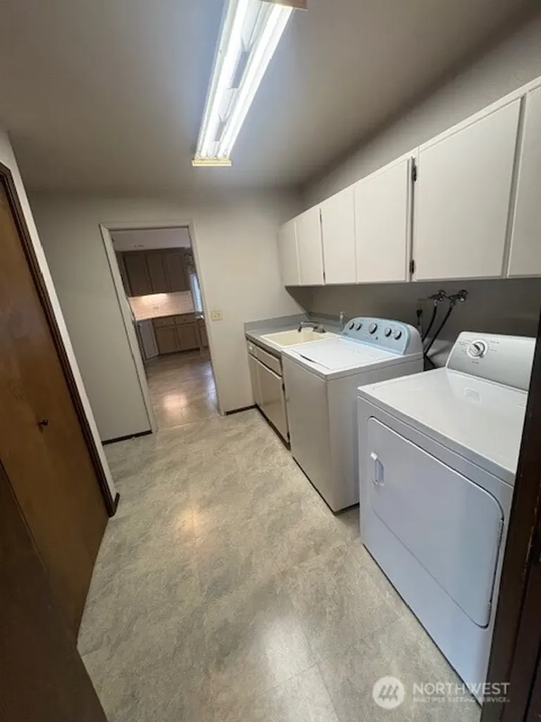 2540 Forest Ridge Drive SE Auburn WA 98002