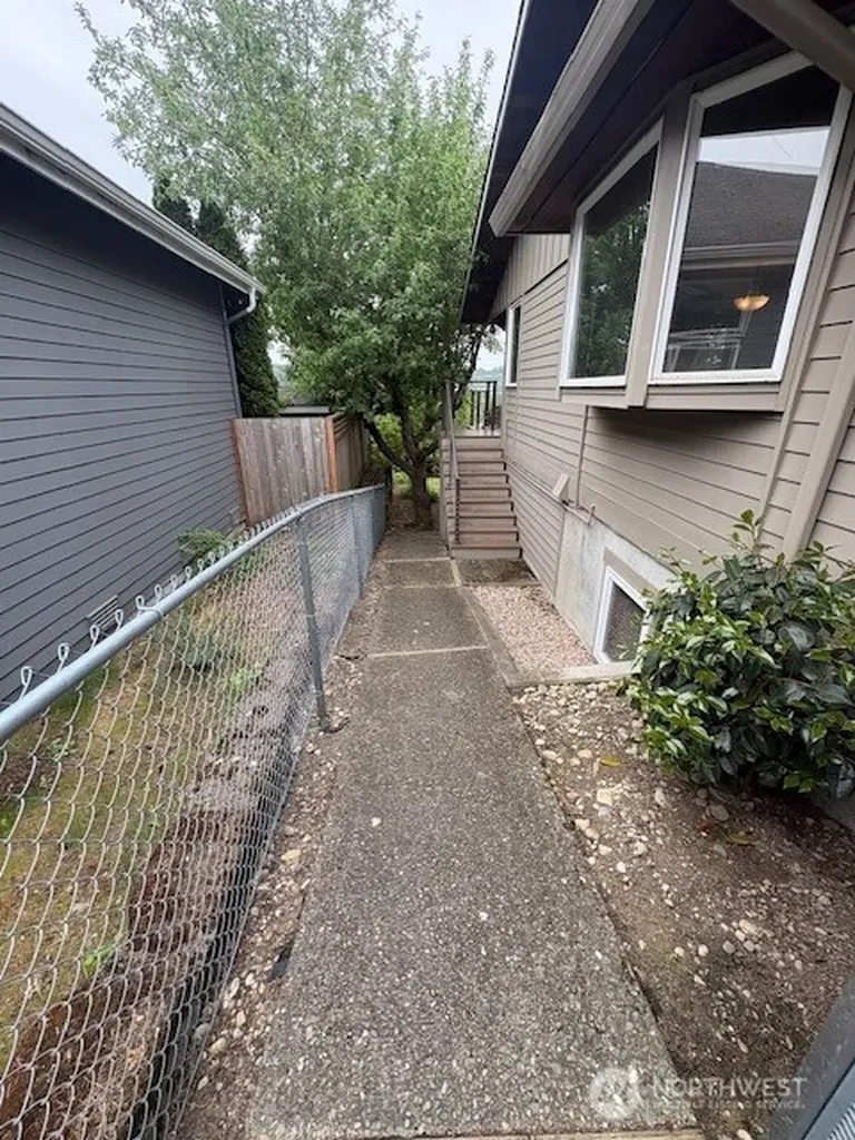 2540 Forest Ridge Drive SE Auburn WA 98002