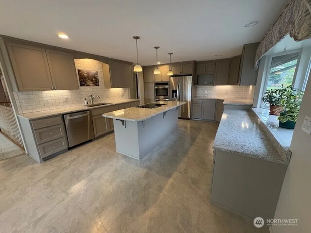 2540 Forest Ridge Drive SE Auburn WA 98002