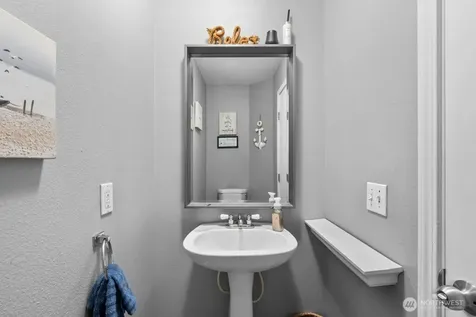 10426 196th E Graham WA 98338