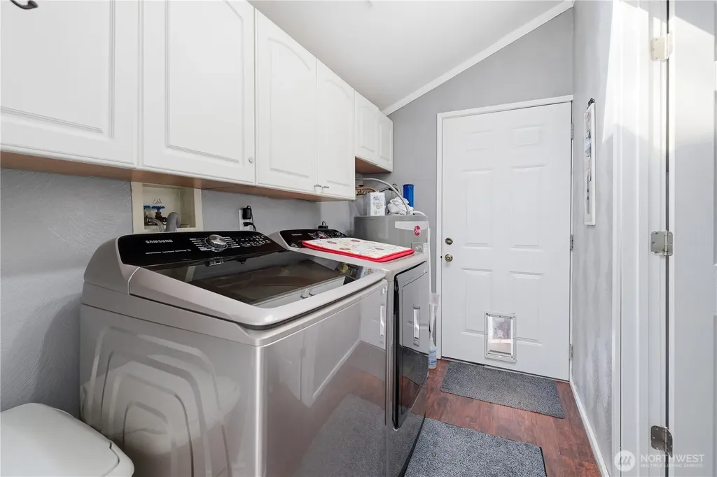 2016 E 63rd Avenue Fife WA 98424