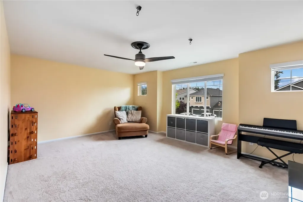 18929 110th Avenue Ct E Puyallup WA 98374