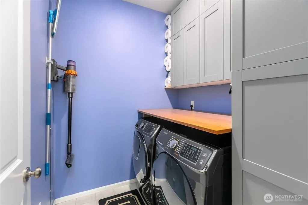 18929 110th Avenue Ct E Puyallup WA 98374