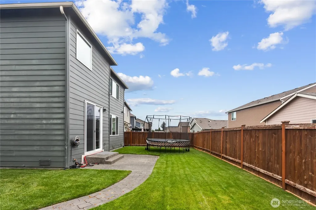 18929 110th Avenue Ct E Puyallup WA 98374