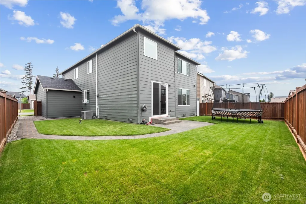 18929 110th Avenue Ct E Puyallup WA 98374