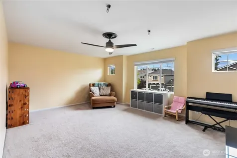 18929 110th Avenue Ct E Puyallup WA 98374