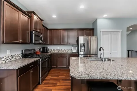 18929 110th Avenue Ct E Puyallup WA 98374